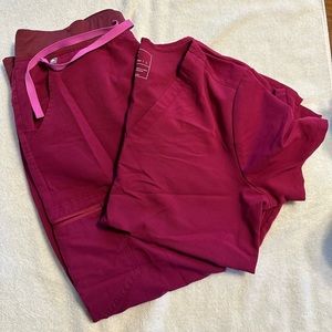 Figs women’s scrubs, size large